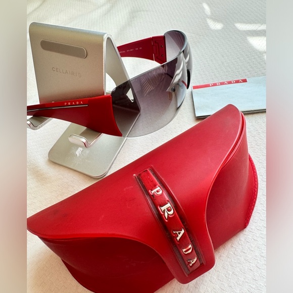 🔥Prada Sunglasses ( Large Size) - Picture 12 of 17